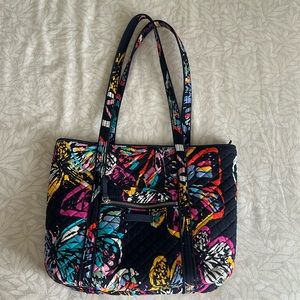 Vera Bradley purse. Authentic.